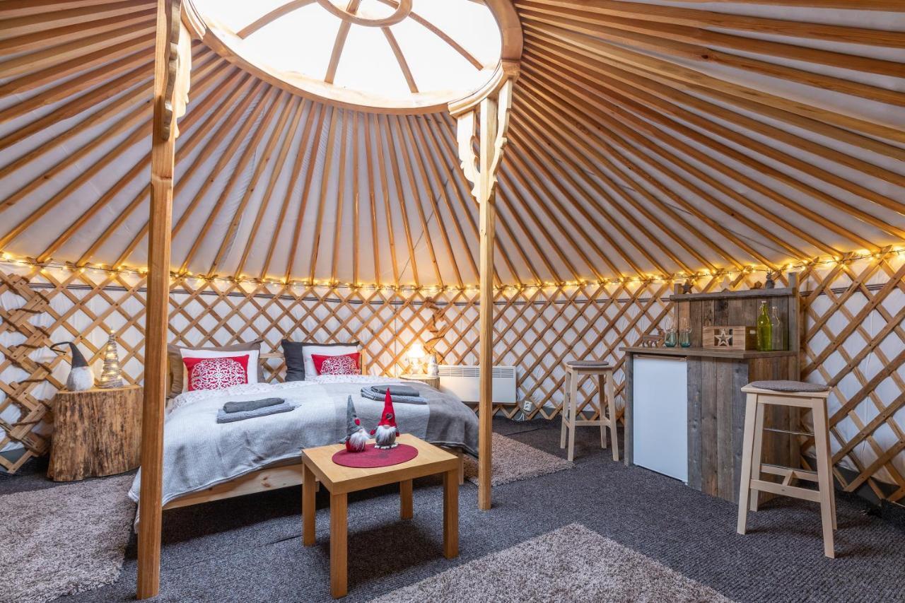 Hotel Yurt District Rovaniemi Exterior foto